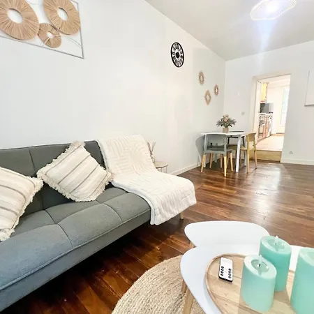 Cocon Au Coeur De Avec Cour - Centre * Poitiers