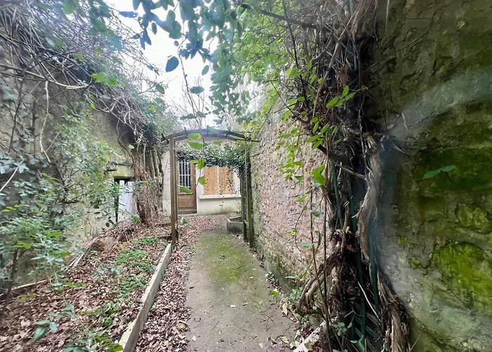 Cocon Au Coeur De Avec Cour - Centre *